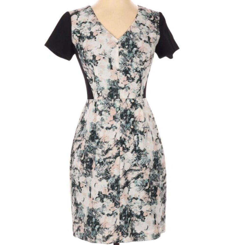 Club Monaco Floral Black Color Block Sheath Dress Short Sleeve V-Neck 00